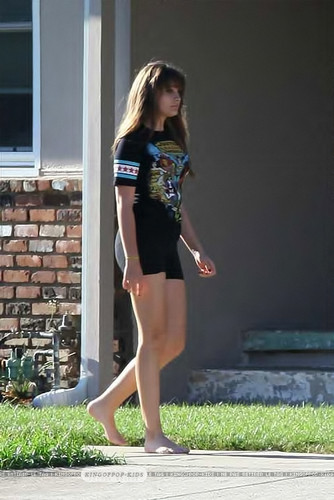 Prince-Jackson-s-sister-Paris-Jackson-prince-michael-jackson-32120061-334-500